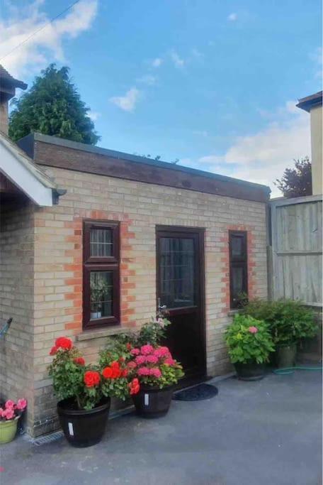 Lovely 1 Bed Studio Apartment With Free Parking Oxford Eksteriør bilde